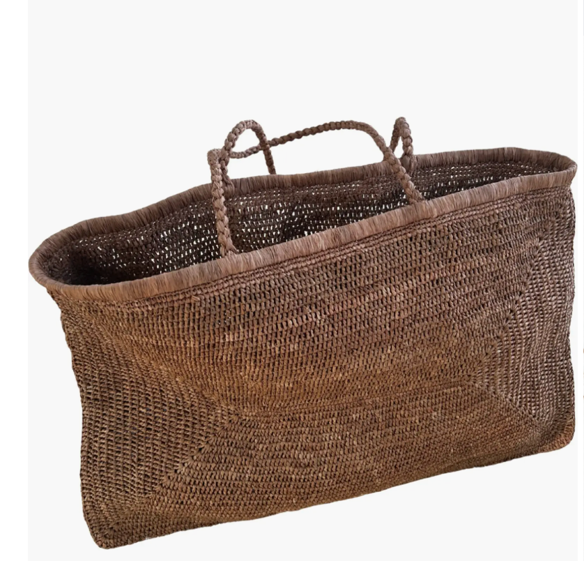 Clipa XXL raffia beach tote bag in caramel, handwoven in Madagascar